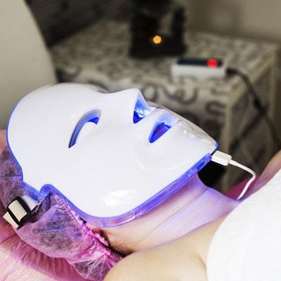 Light Therapy Facial Course